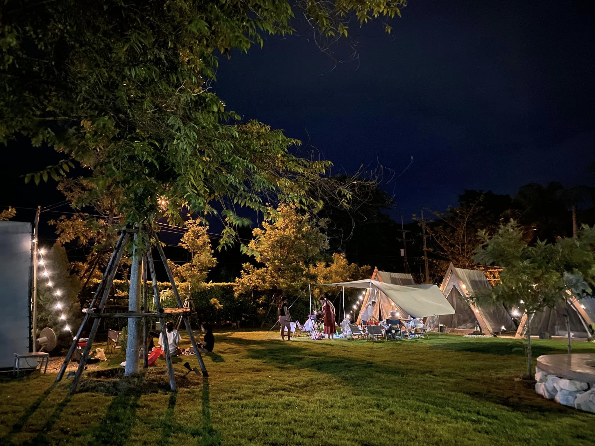 ภาพบบรยากาศภายนอกกระโจม 1 ถึง 3 และ 6 ถึง 7 - 1